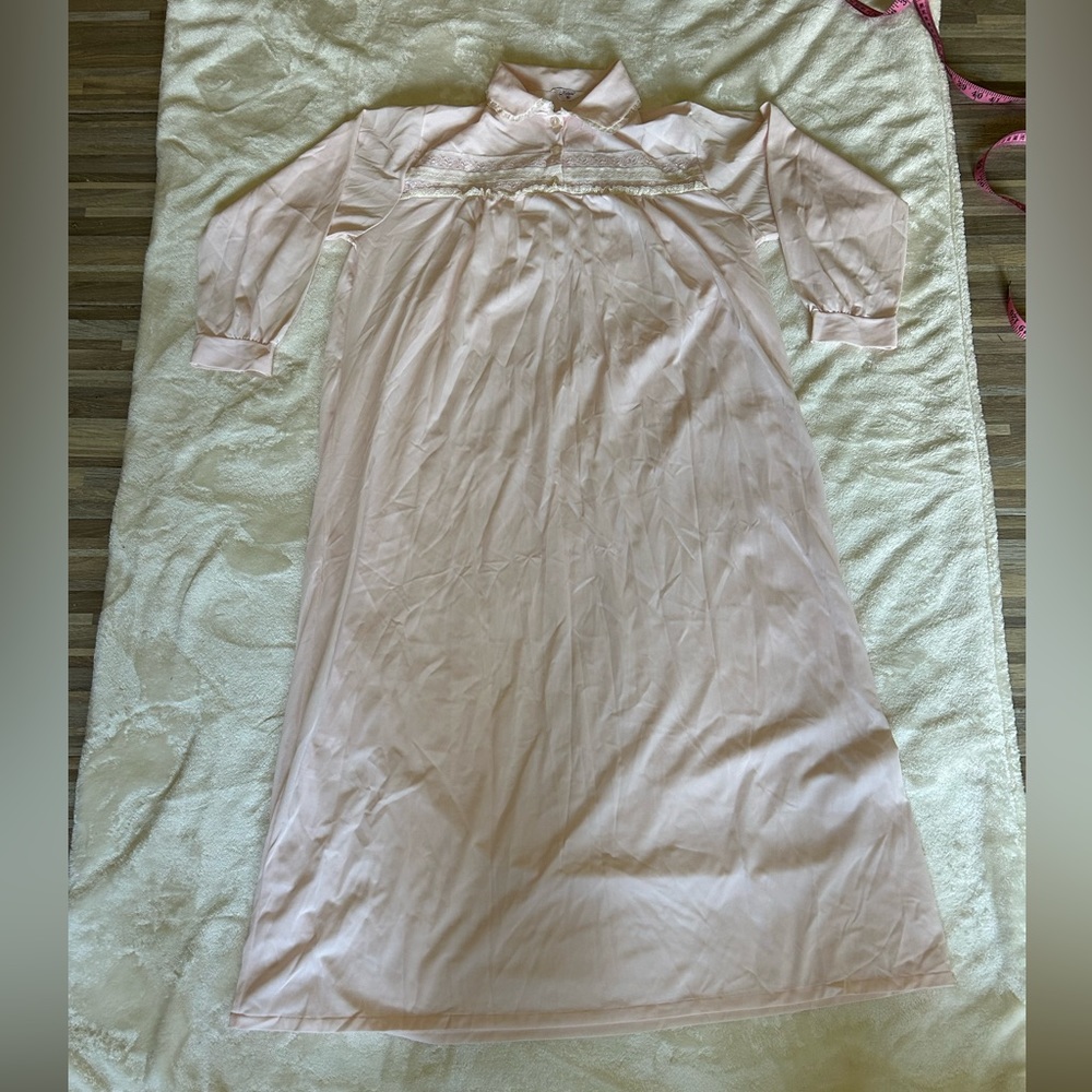 Heiress Vintage Women Victorian Style Nightgown